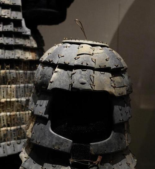 胄(探究胄在古代战场上的重要性及作用)