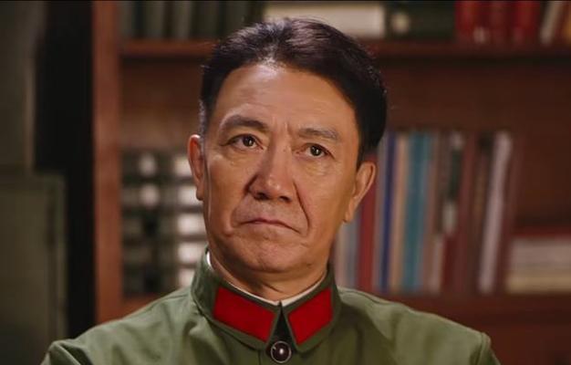 《街球艺术》双麦阵容纵横新赛季（无球不欢，用双麦阵容打造街球荣耀）